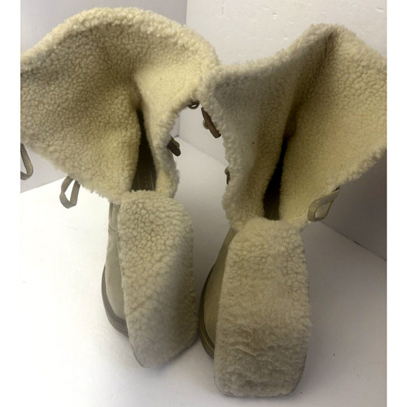 Arizona Jeans Co. Suede Beige Winter Com Boots 3 3/4" Heel Fashion Truffle - Picture 5 of 11